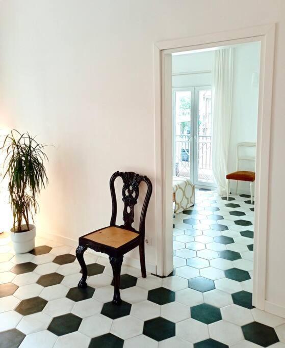 Stylish City Flat Near Promenade Tessalónica Exterior foto